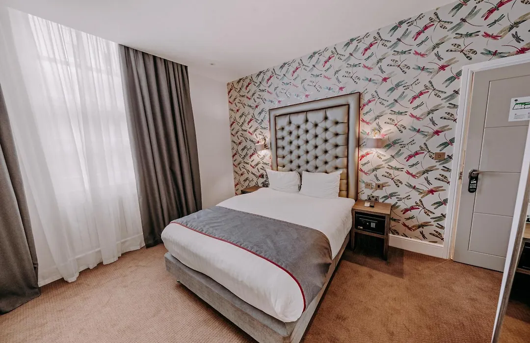 The Beverley Hotel London - Victoria-1